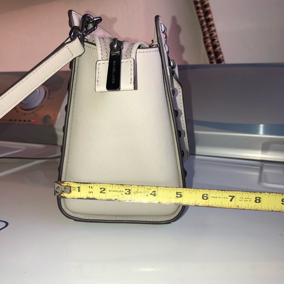 Michael Kors purse - Picture 5 of 7